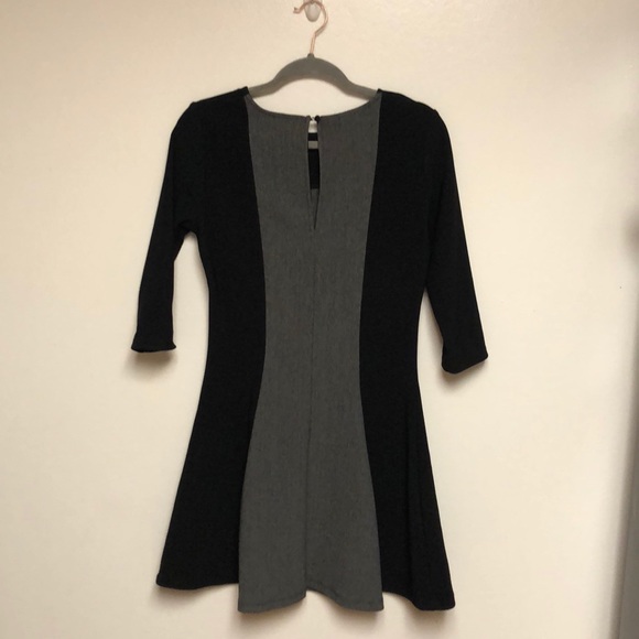 Fit and flare business dress - Picture 2 of 3